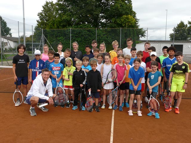 Eine intensive Woche mit viel Training aber vor allem mit viel Spass erlebten die jungen Teilnehmer der Sommerferienwoche des TC Möhlin Foto: zVg