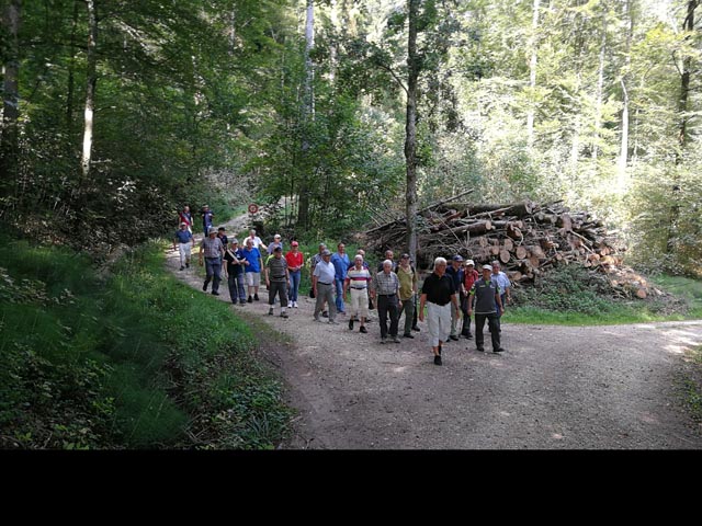 Die Turnveteranen erwanderten Oeschgen. Foto: zVg