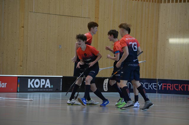 Grosse Freude bei der U18 nach knappen 1:0 Sieg. Foto: zVg