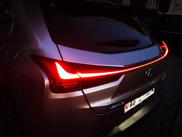 Die Lichter werden immer raffinierter, vorausgesetzt sie leuchten denn auch richtig. Der TCS kontrolliert`s gratis. Foto: TCS