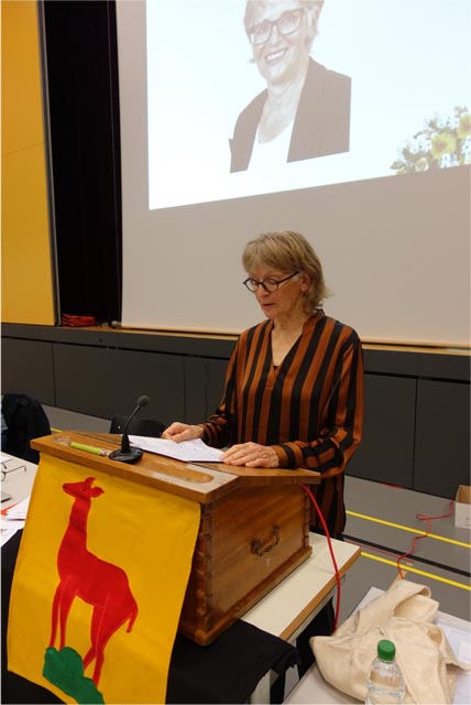 Frau Gemeindeammann Regine Leutwyler bei ihrer Abschieds- und Dankesrede.