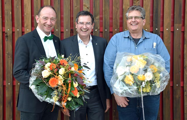Manuel Eichenberger, Olivier Mark (Präsident von Jardin Suisse) und René Leuenberger (von links). Foto: Raphael Nadler