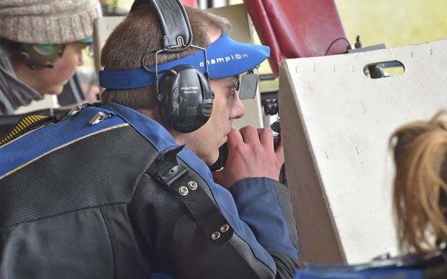 Claude Chenaux trotzte der Kälte und siegte bei den Ordonnanzwaffen liegend mit soliden 563 Punkten aus 60 Schüssen. Foto: wr