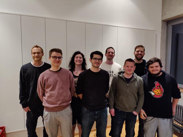 Der Vorstand (v.l.): Philippe Lehmann (Public Relations), Sven Bucher (Kasse), Daniela Erni (Events), Ensar Can (Präsident), Björn Böni (Sponsoring), Thomas Hauser (Handball), Tim Schirner (Vizepräsident), Alexander de Simone (Basketball). Foto: zVg