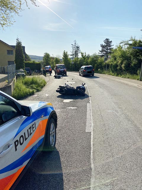 Kollision zwischen zwei Rollern. Foto: Polizei BL