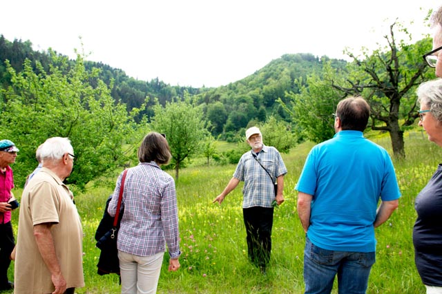 Unterwegs mit Landschaftsführer Benno Zimmermann. Foto: zVg