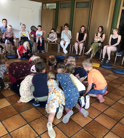 Chiki-Feier zum Thema Jesus und die Fischer. Foto: zVg