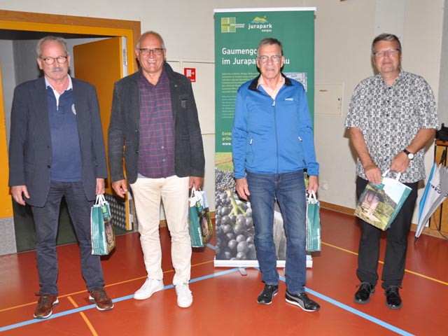 Die Zurücktretenden (von links): Robert Wernli, Roland Honegger, Heinz Kim und André Stapfer. Foto: Jörg Wägli