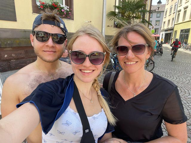 Gute Stimmung auf dem Münsterplatz. Foto: Nicole Hübner