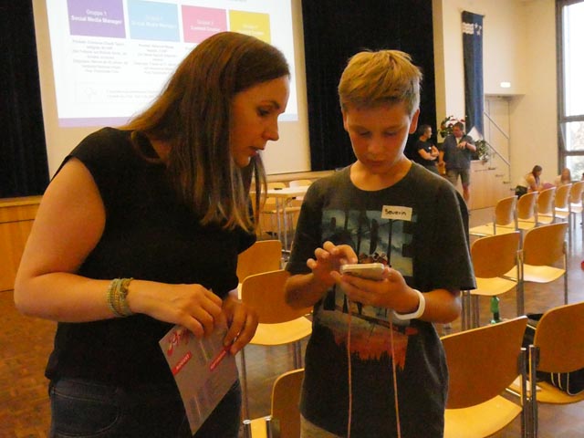 Videoproduzentin Anja Hürlimann gab Tipps für richtig coole Videos. Foto: Jörn Kerckhoff