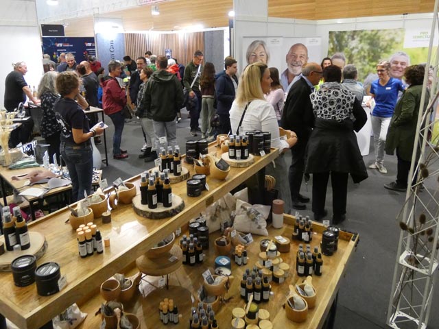 Volle Ausstellungshalen an allen drei Möga-Tagen. Foto: Jörg Wägli