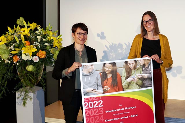 Preis des Kantons Basel-Landschaft: Michèle Dercourt und Anna Pieger, Sek Binningen BL: Klassenlager analog – digital. Foto: Eugen Notter