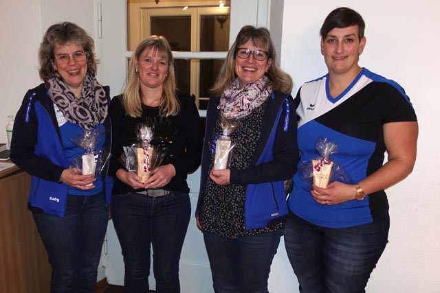 Die fleissigsten Turnstundenbesucherinnen Gaby Hasler, Claudia Mehr, Ruth Hasler und Ramona Vogel (von links). Foto: zVg