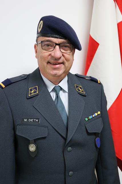 Als Major der Fliegerabwehrtruppen hat Dr. Markus Dieth nahezu 1000 Diensttage in der Schweizer Armee geleistet. Foto: Copyright Roland Wey