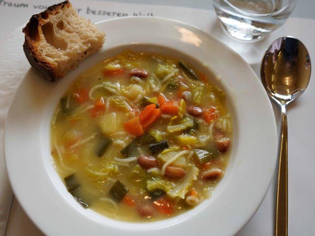 Suppengenuss für einen guten Zweck. Willkommen am ökumenischen Suppentag in Stein. Foto: zVg