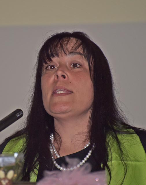 Die neue ALFV-Präsidentin Andrea Hochuli führte trotz eines vorgängigen Reitunfalles sicher durch ihre erste Delegiertenversammlung. Foto: wr