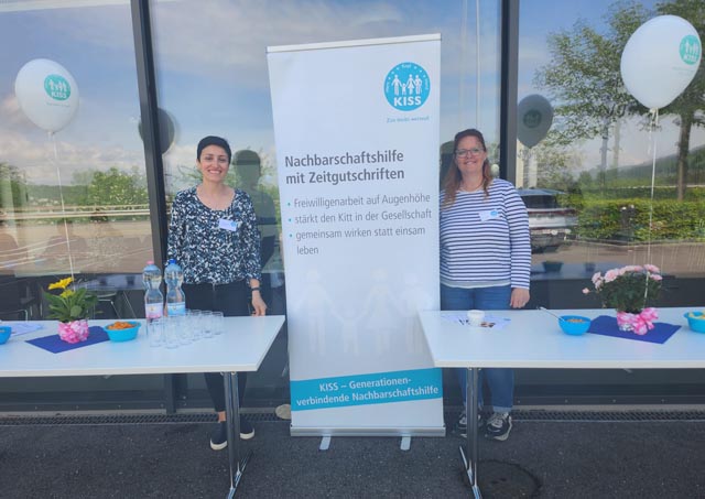 Die Koordinatorinnen Luisa Perrella (links) und Gabriela Toppi informierten über KISS Fricktal. Foto: S. Soltermann