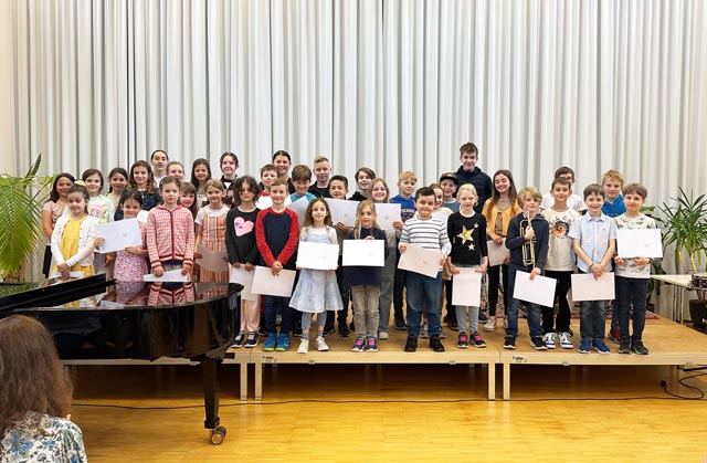 Viele Kinder und Jugendliche nahmen an der Zertifikatsprüfung teil. Foto: zVg