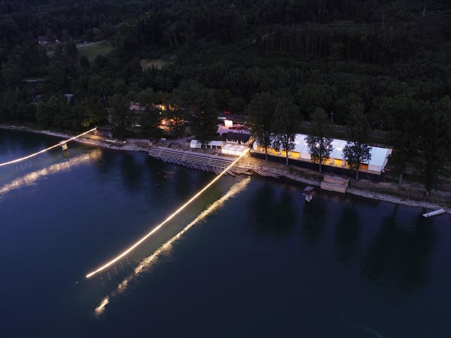 Festgelände mit «Festhalle» im Mondenschein. Foto: zVg