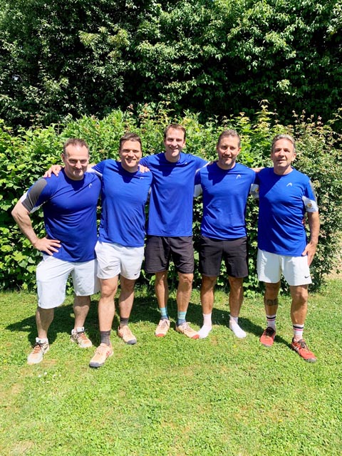 Den Aufstieg in die Nationalliga C knapp verpasst: Stephan Maack, Philipp Werner, Roger Schneider, Marc Schaub, Roland Lang (v.l. es fehlt: Bruno Furrer). Foto: zVg