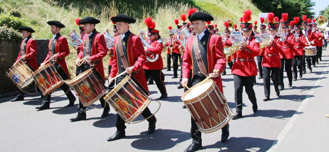 Die erfolgreiche Stadtmusik Laufenburg auf der Paradestrecke. Foto: zVg