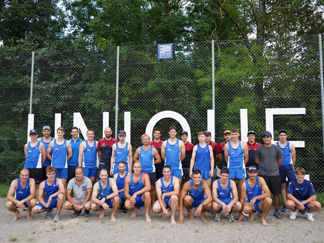 Gruppenbild Endturnen TV Wölflinswil inkl. Kampfrichter. Foto: zVg