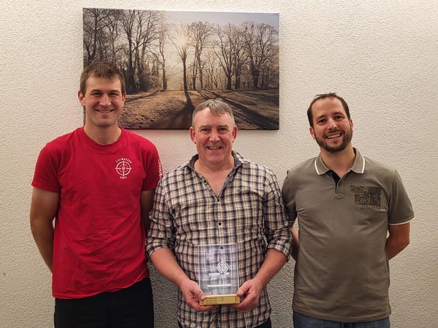 Das Podest der Grossen Meisterschaft (von links): Peter Sacher, Hansjörg Beutler, Christian Binkert. Foto: zVg