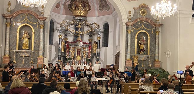 Frick: Streicherklänge in der katholischen Kirche Frick