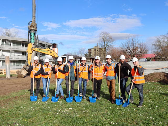 Nach mehrjähriger Planung fand am Montag der Spatenstich zum Projekt Südlaube in Stein statt. Foto: zVg