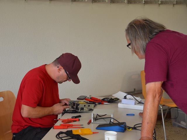 Die Reparatur-Dienste wurden rege genutzt. Foto: zVg