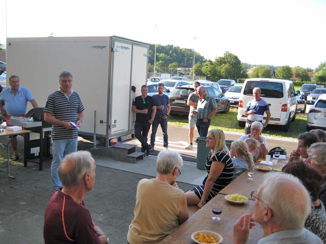 Vizeammann Gunthard Niederbäumer bedankt sich bei den Anwohnerinnen und Anwohnern für das Verständnis bei den Bauarbeiten sowie bei allen Projektbeteiligten. Foto: zVg
