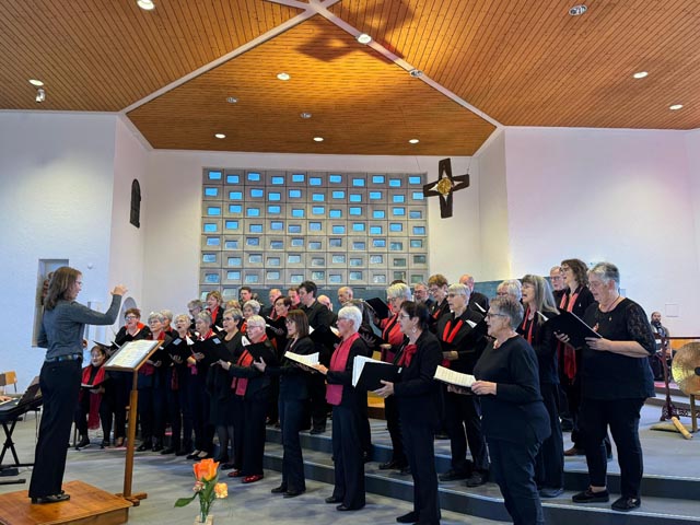 Wallbach: Kirchenchor mit 100 -jährigem Jubiliäum