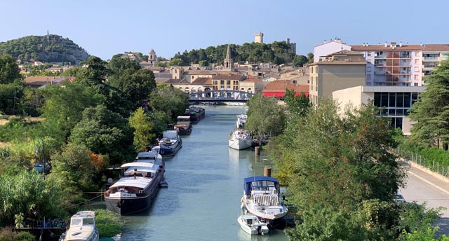 Beaucaire mit dem Canal Rhône-Sète. Foto: zVg