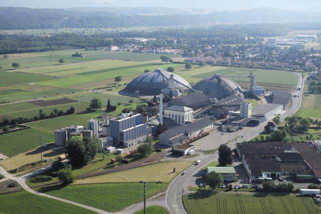 Die Wärmezentrale auf dem Areal der Saline Riburg bildet das Herzstück des Projekts. Foto: Schweizer Salinen AG