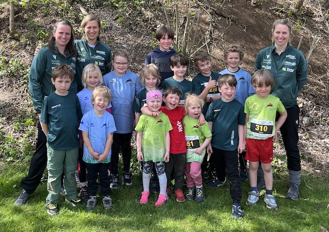 Mit Spass und schnellen Beinen – Nachwuchs vom STV Zuzgen am Osterlauf in Eiken