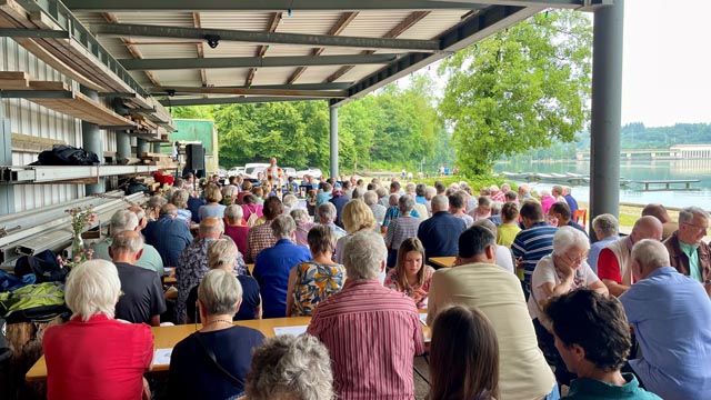 Rheingottesdienst in Möhlin. Foto: zVg 