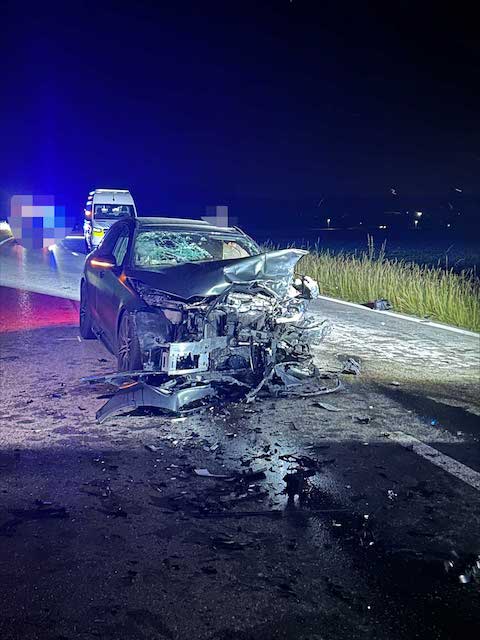 Kölliken: Frontalkollision im Ausserortsbereich fordert drei Schwerverletzte