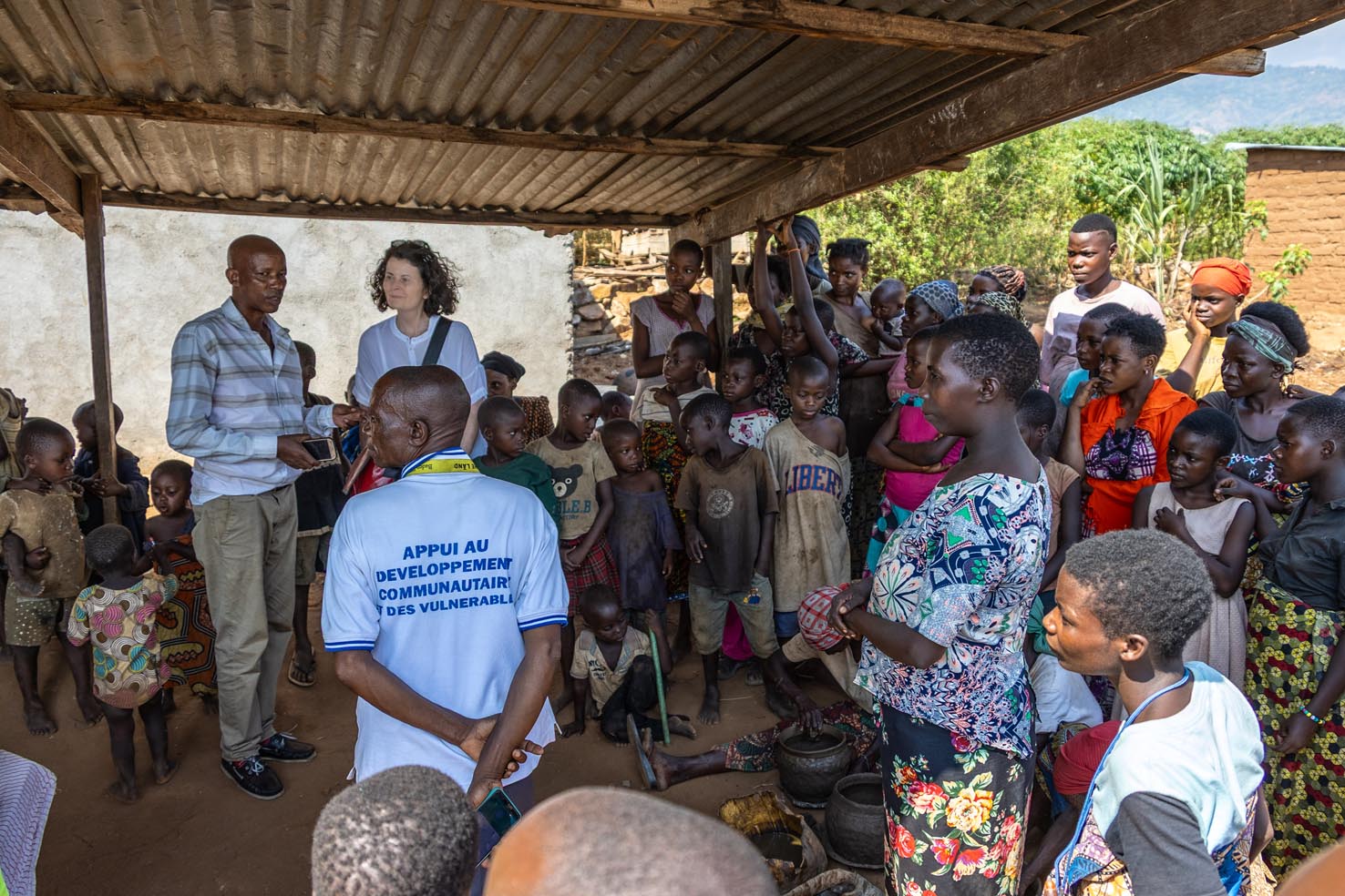 Hôpital Hippocrate fertiggestellt –  Jahresbericht 2024 der Rheinfelder Stiftung burundikids schweiz