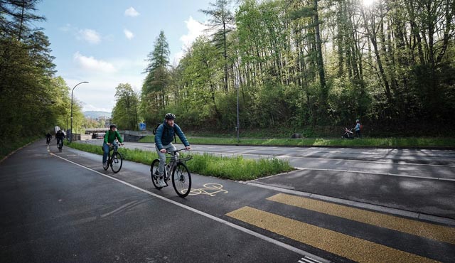 Das ASTRA hat den Velo-Knigge überarbeitet. Foto: astra