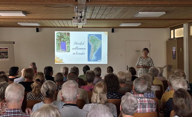 Missionarin Barbara Keller berichtete über ihre Arbeit in Ecuador. Foto: Nicole Bucher