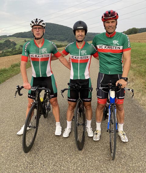 Das Podium mit Markus Mutter (2.), Marcel Herzog (1.), René Herzog (3.) (von links). Foto: zVg
