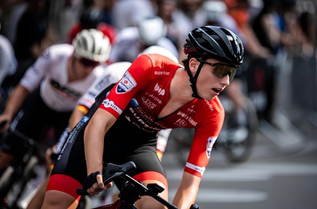 Nicola Schleuniger sprintet auf den 7. Rang der «Tour de France U23». Foto: zVg