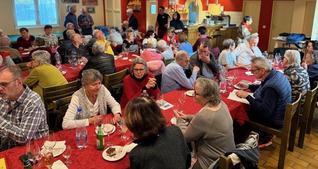 Die ProSenectute Wandergruppe Bezirk Laufenburg in der Colonia italiana Stein. Foto: zVg