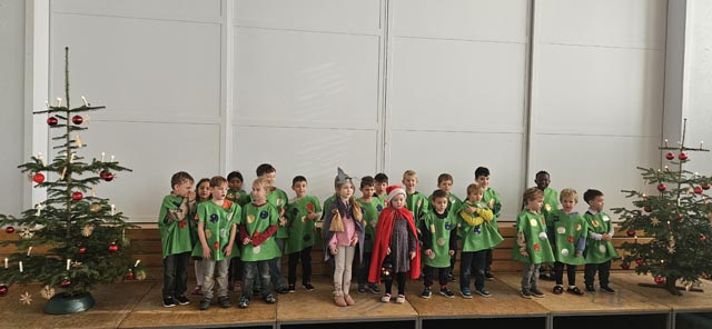 Ein Höhepunkt der Adventsfeier war der Auftritt der Kinder.