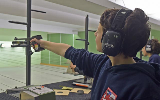 Der elfjährige Fahrwanger David Rauer war mit 171 Punkten der beste Pistolenschütze am Final des «Aargauer Zähni».