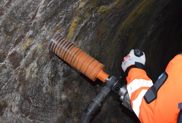Eindrücke der Arbeiten rund um den Ausbau der Fernwärmeleitungen (Bohrungen). Foto: zVg