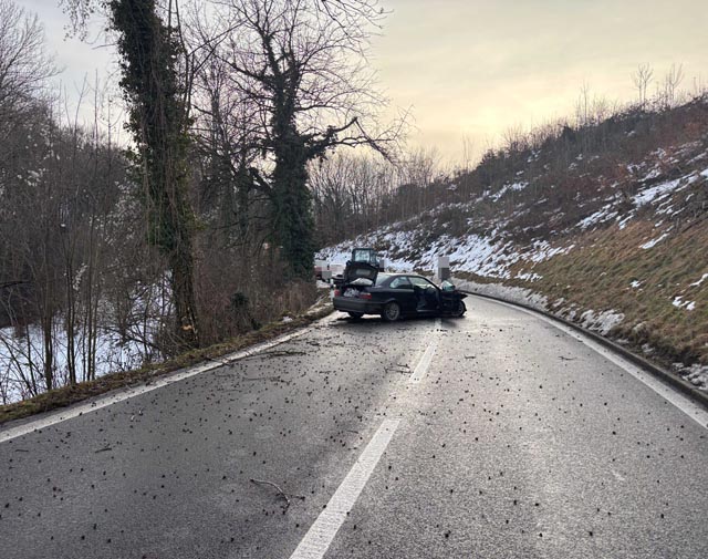 Selbstunfall in Leutwil. Foto: Polizei Aargau