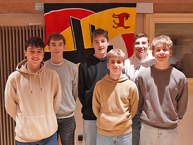 Die neu aufgenommenen Mitturner des TV Wölflinswil. Foto: zVg