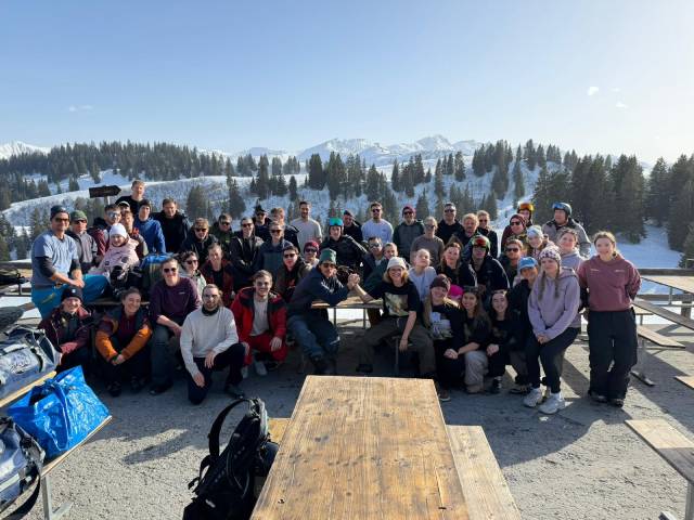 Gute Stimmung im Skiweekend von TV und DTV Wölflinswil. Foto: zVg