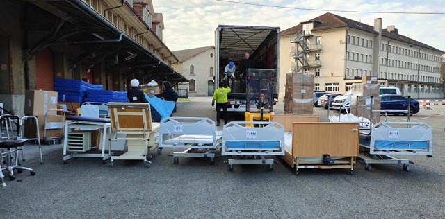 Am Samstag ging ein erster Transport mit medizinischen Hilfsgütern von Oberentfelden in die Ukraine. Foto: zVg